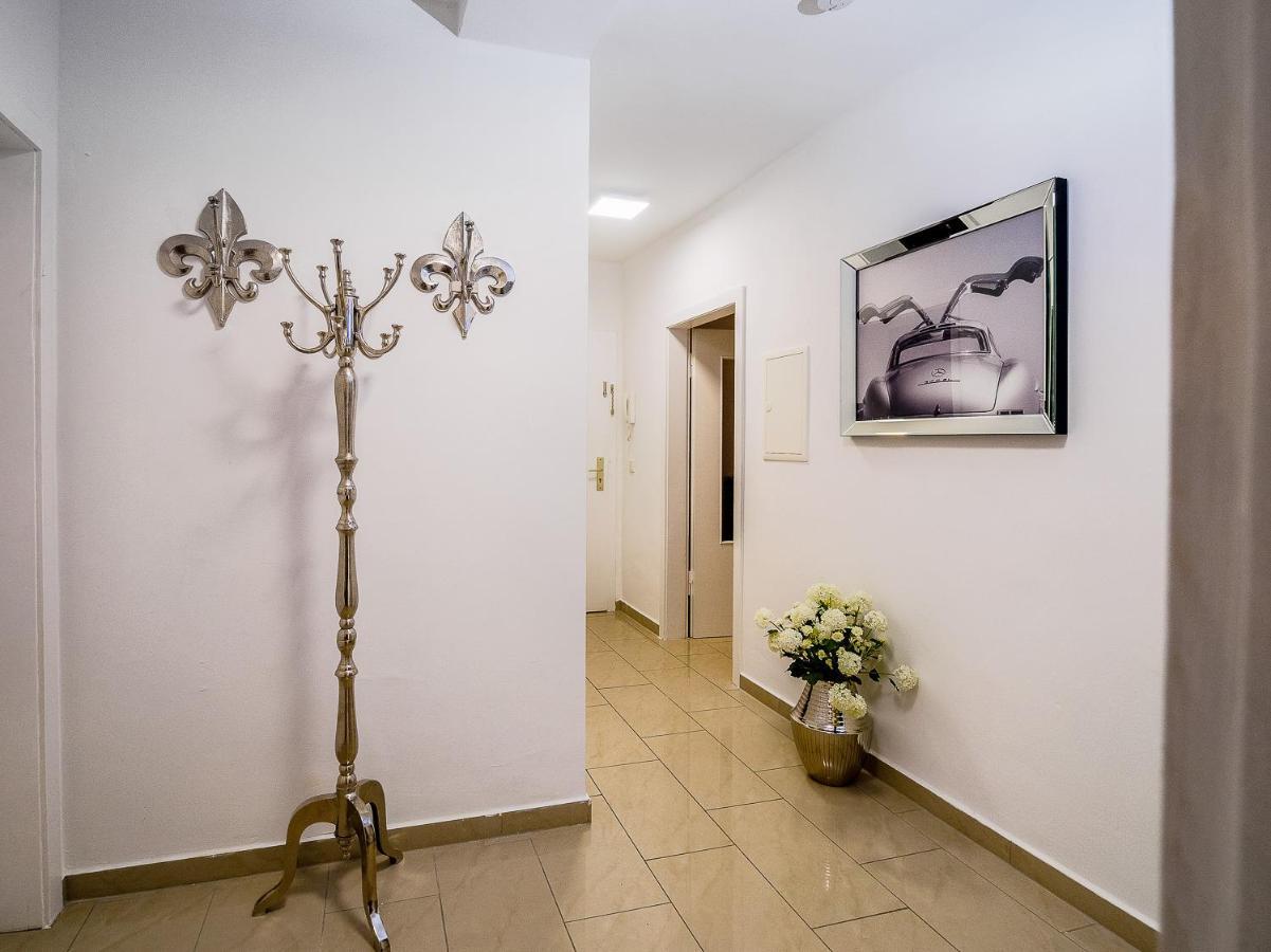 Gemuetliche & Individuelle Ferienwohnungen In Krefeld - Junik Apartments Esterno foto