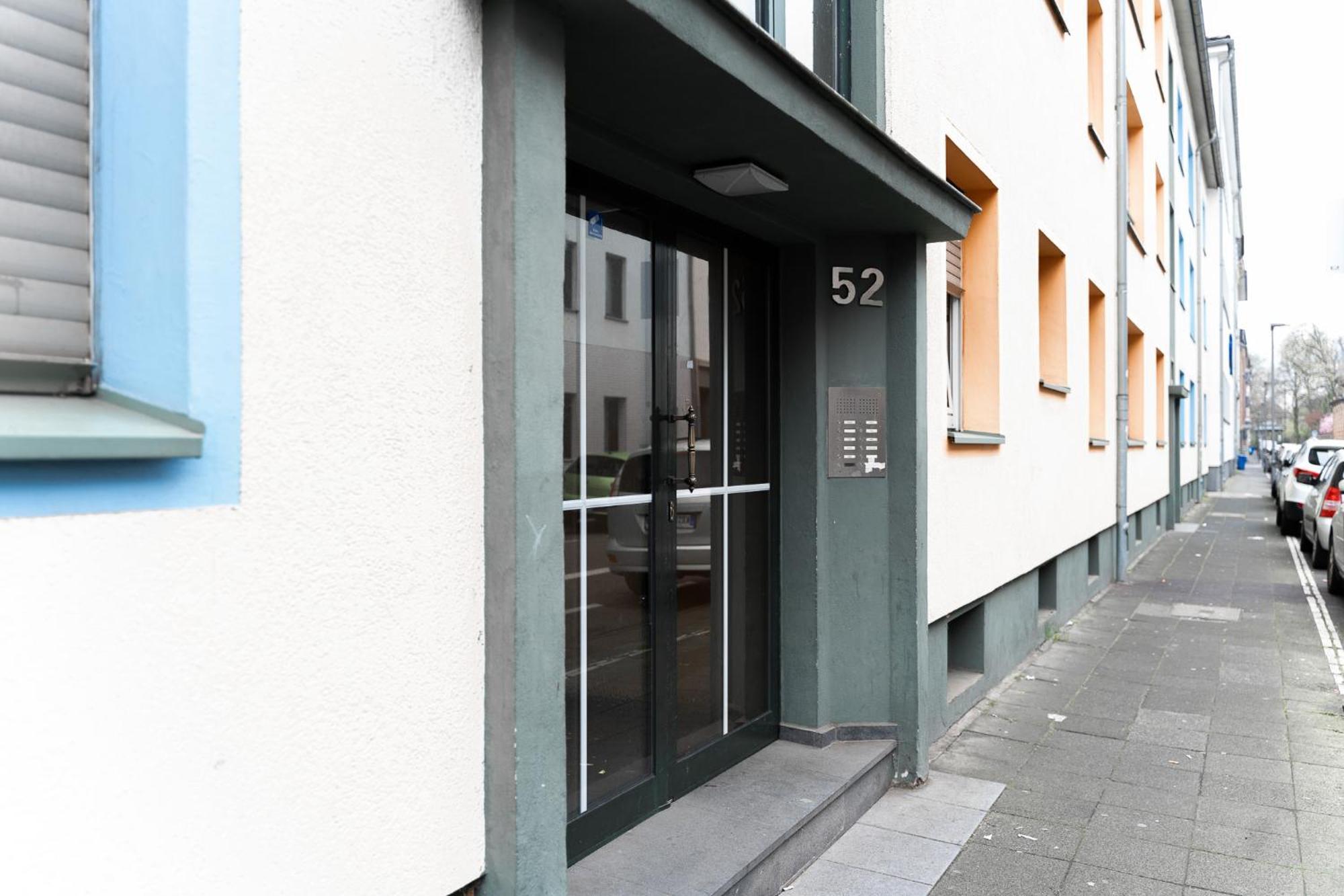 Gemuetliche & Individuelle Ferienwohnungen In Krefeld - Junik Apartments Esterno foto